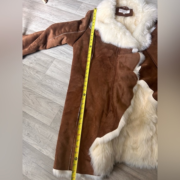 Fabulous Furs Brown and Cream Teddy coat - Picture 7 of 7